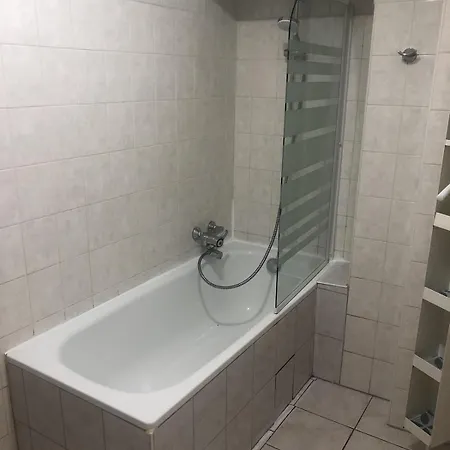 Appartement T2 40 M2 Henri IV Centre-Ville,1 Chambre Parking Et Balcon Apartment *