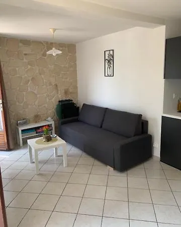 Appartement T2 40 M2 Henri IV Centre-Ville,1 Chambre Parking Et Balcon Apartment